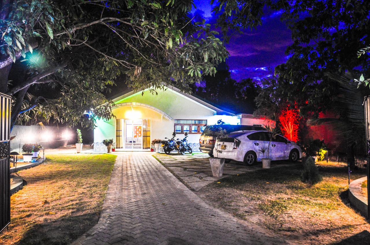 Shaa Lodge ทิซซามาฮารามา ภายนอก รูปภาพ