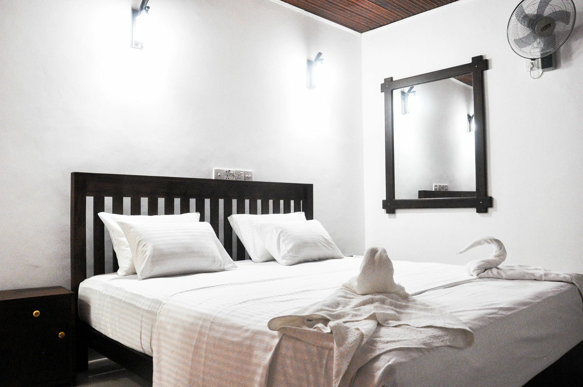 Shaa Lodge ทิซซามาฮารามา ภายนอก รูปภาพ