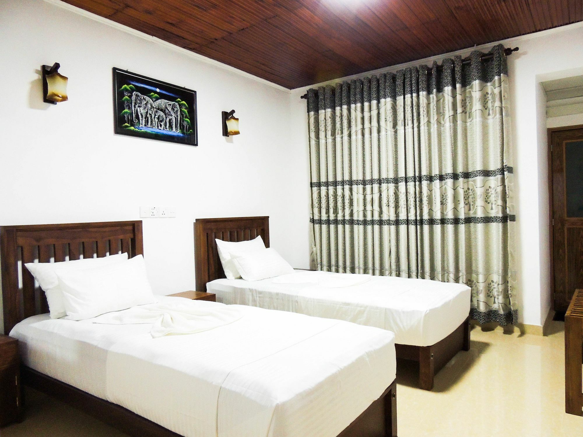 Shaa Lodge ทิซซามาฮารามา ภายนอก รูปภาพ